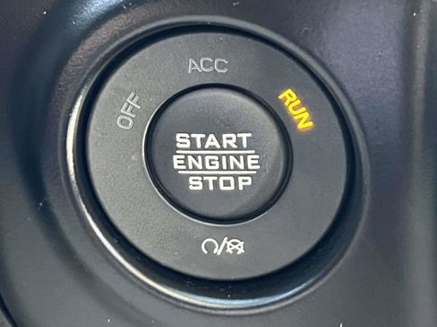 Certified 2021 Jeep Wrangler Unlimited Sport image 28