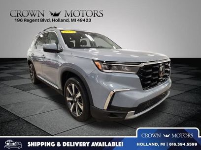 Used 2025 Honda Pilot Touring