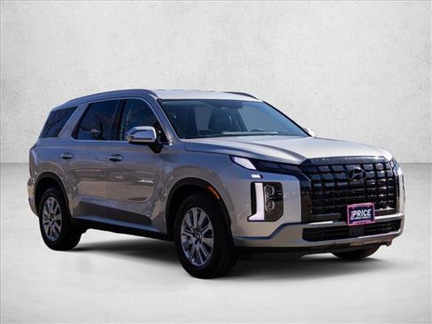 Used 2025 Hyundai Palisade SEL image 3