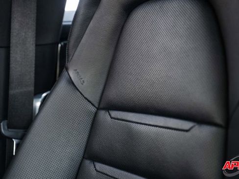 Used 2018 Porsche Panamera 4S image 29