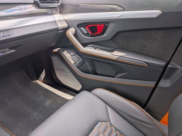 Used 2024 Lamborghini Urus S AWD/4WD image 23