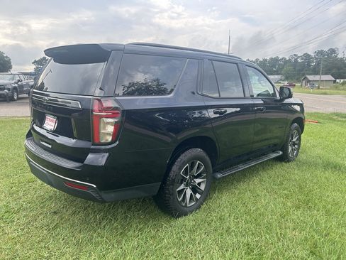 Used 2021 Chevrolet Tahoe Z71 w/ Luxury Package AWD/4WD image 9