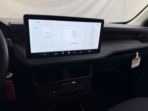 New 2026 Ford Maverick XL image 14