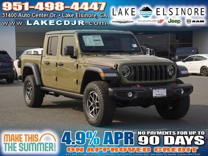 New 2026 Jeep Gladiator Rubicon w/ Steel Power Dome Hood Package