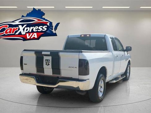 Used 2017 RAM 1500 Classic SLT AWD/4WD image 19
