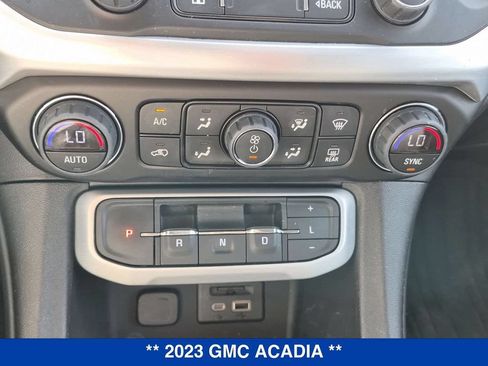 Used 2023 GMC Acadia SLT w/ Technology Package AWD/4WD image 26