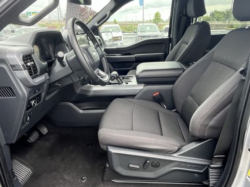Used 2025 Ford F150 XLT w/ Equipment Group 302A MID AWD/4WD image 9