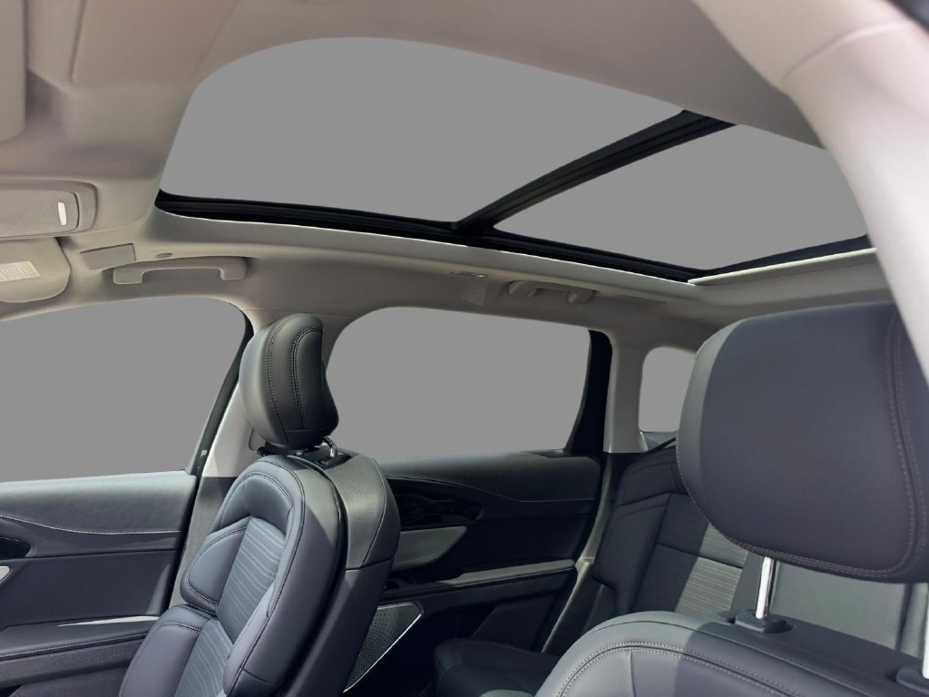New 2026 Lincoln Nautilus Reserve AWD/4WD image 18