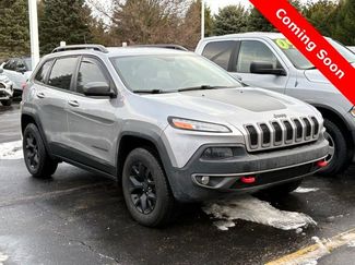 Used 2017 Jeep Cherokee Trailhawk w/ Cold Weather Group video 1