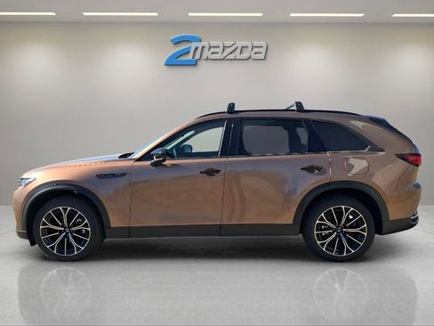 New 2025 MAZDA CX-70 Plug-In Hybrid w/ Premium Pkg image 2