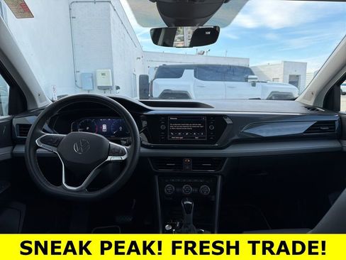 Used 2023 Volkswagen Taos SEL image 8