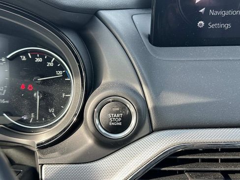 Used 2023 MAZDA CX-9 Signature image 17