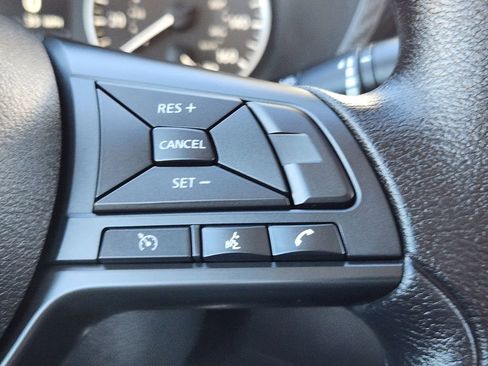 Used 2025 Nissan Sentra S image 19