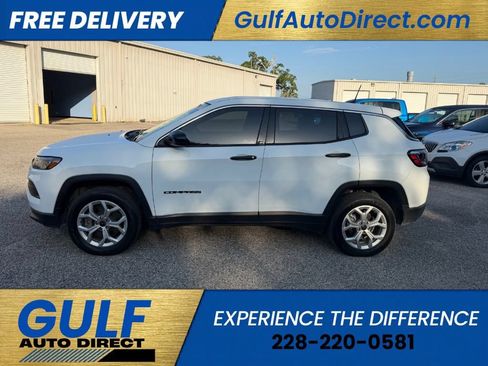 Used 2025 Jeep Compass Sport AWD/4WD image 4