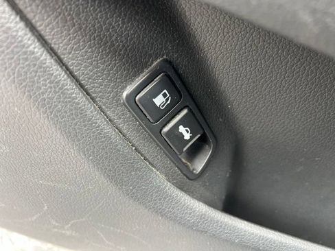 Used 2015 Kia Optima LX FWD image 23
