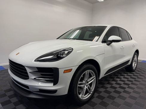 Used 2021 Porsche Macan AWD/4WD image 3
