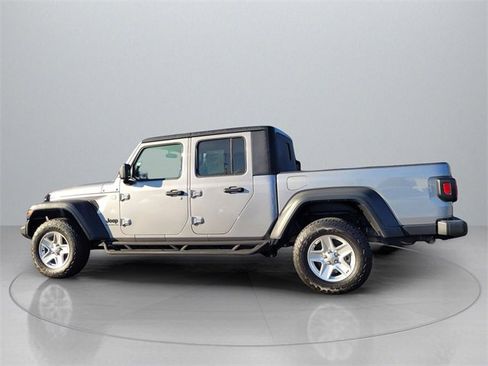 Used 2020 Jeep Gladiator Sport w/ Quick Order Package 24S image 4