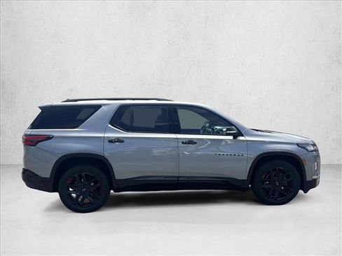 Used 2023 Chevrolet Traverse Premier w/ Redline Edition AWD/4WD image 4