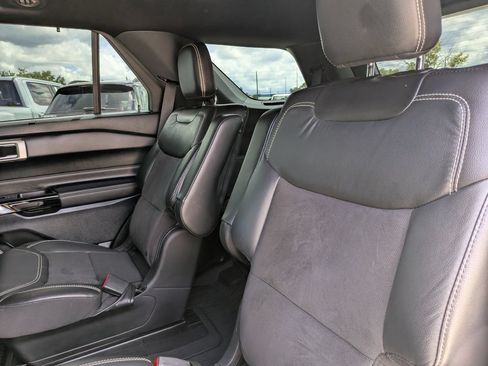 Used 2022 Ford Explorer ST AWD/4WD image 20