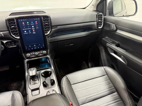 Used 2024 Ford Ranger Lariat w/ FX4 Off-Road Package image 48