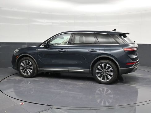 Used 2021 Lincoln Corsair Reserve FWD image 8