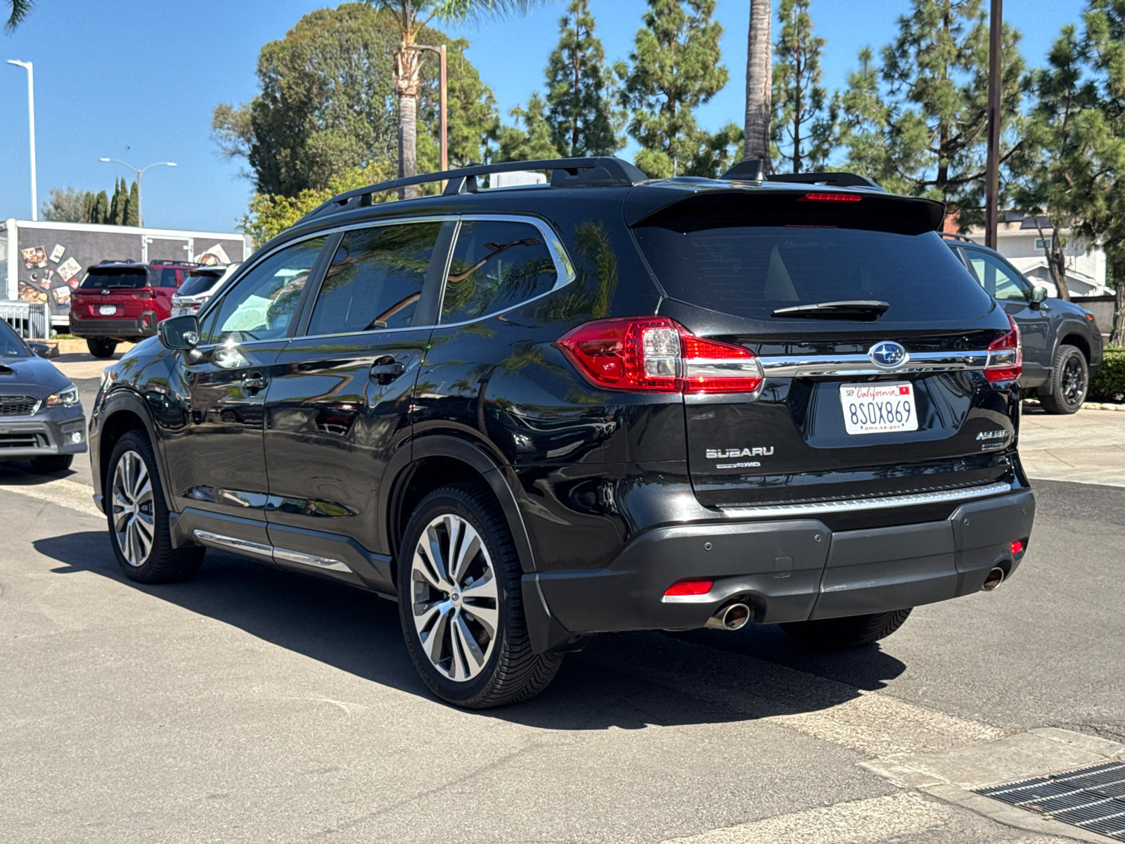 Used 2020 Subaru Ascent Limited w/ Technology Package AWD/4WD image 8