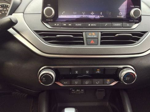 Used 2024 Nissan Altima 2.5 SR image 24