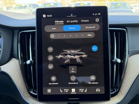 New 2026 Volvo XC60 B5 Ultra w/ Protection Package image 24