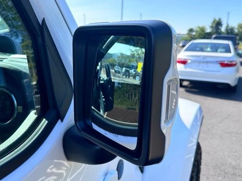 Used 2024 Jeep Wrangler High Altitude AWD/4WD image 12