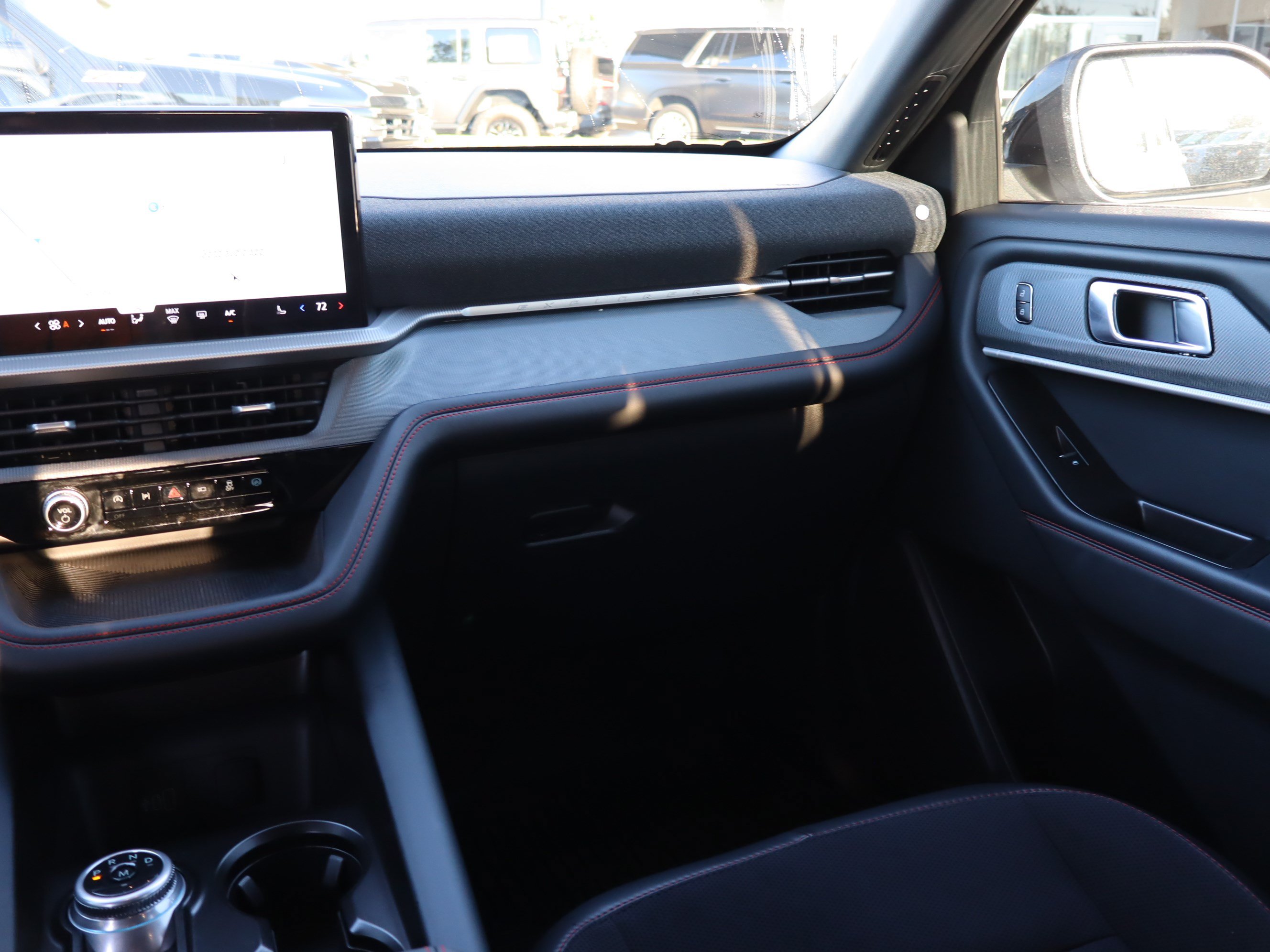 Used 2026 Ford Explorer ST AWD/4WD image 14