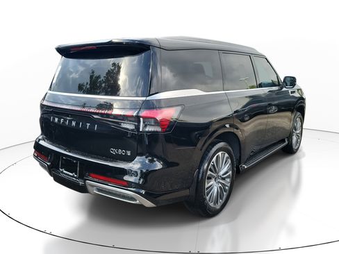 New 2026 INFINITI QX80 Luxe w/ Cargo Package image 3