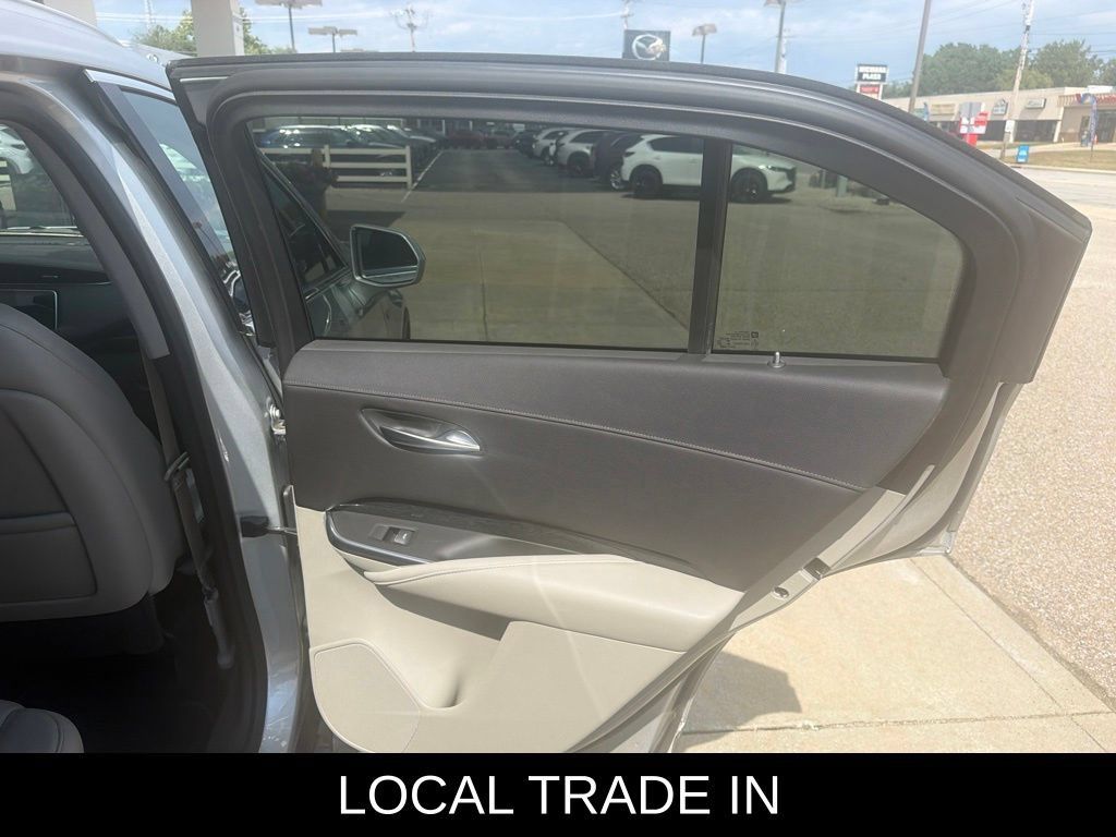 Used 2019 Cadillac XT4 Premium Luxury AWD/4WD image 10