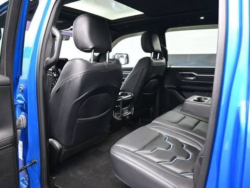 Used 2022 RAM 1500 Big Horn AWD/4WD image 14