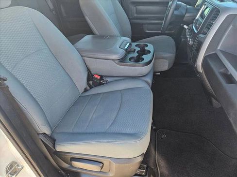 Used 2018 RAM 1500 Express image 19