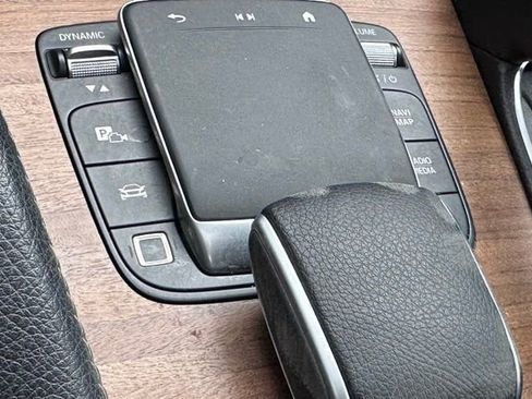 Certified 2025 Mercedes-Benz GLS 450 4MATIC image 17