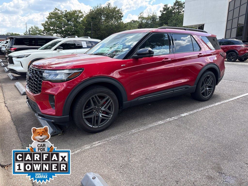 Used 2025 Ford Explorer ST-Line w/ Premium Package RWD image 9