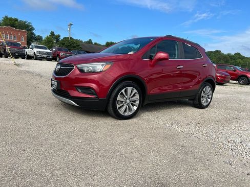 Used 2020 Buick Encore Preferred FWD image 4