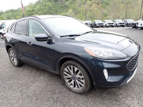 Used 2022 Ford Escape Titanium AWD/4WD image 8