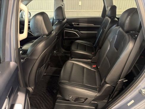 Used 2022 Kia Telluride S image 11