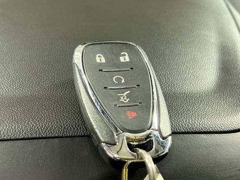 Used 2022 Chevrolet Equinox RS image 30