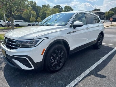 Certified 2024 Volkswagen Tiguan SE AWD/4WD image 7