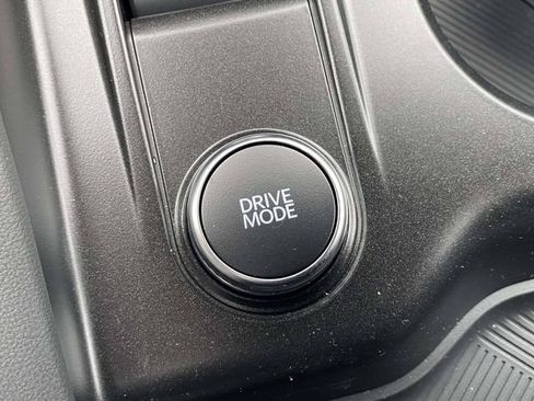 New 2026 Ford Explorer Active AWD/4WD image 19