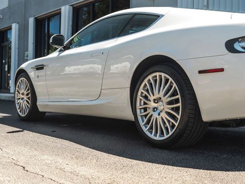 Used 2011 Aston Martin DB9 Coupe RWD image 6