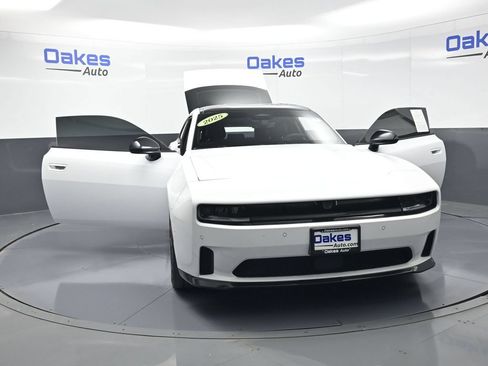 Used 2025 Dodge Charger Daytona R/T AWD/4WD image 49