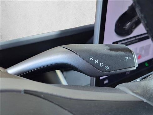 Used 2018 Tesla Model 3 Long Range RWD image 15