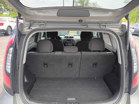 Used 2016 Kia Soul FWD image 8
