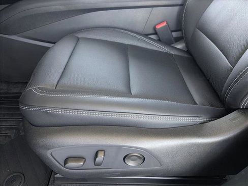 New 2026 Chevrolet Blazer EV LT image 4