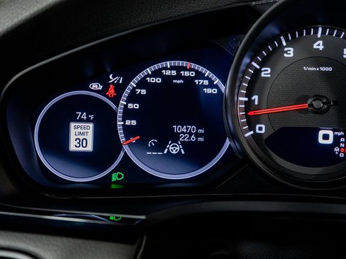 Used 2022 Porsche Cayenne S image 44