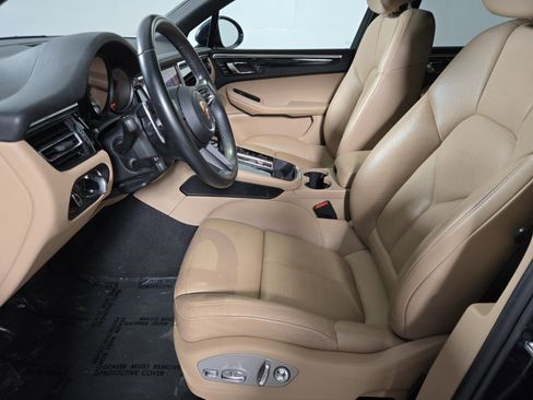 Used 2022 Porsche Macan S image 11