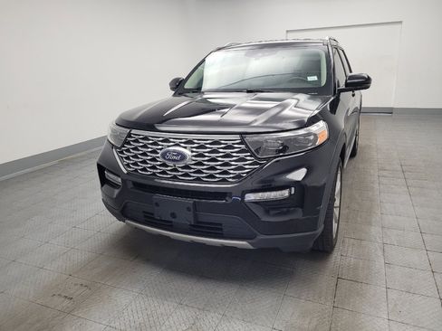 Used 2022 Ford Explorer Platinum w/ Equipment Group 601A AWD/4WD image 15